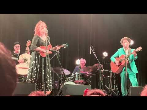 Fairground Attraction - Learning to Swim - 07/03/2024 - Tokyo, Japan