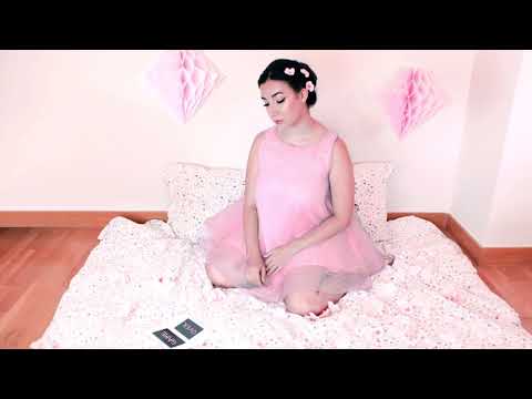 Zoe Moon & Miyoki - Mannequin