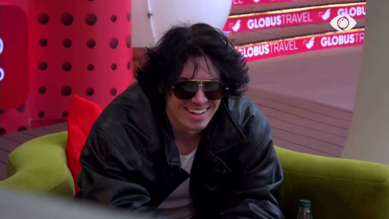 Ky dopio standardi, dy fytyrëshi…/ Rogerti debaton me Malin