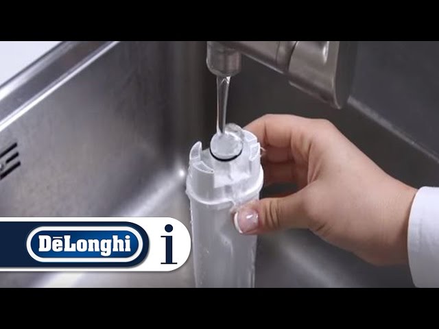 Filtro de agua DeLonghi DLS C002 antical para cafeteras video
