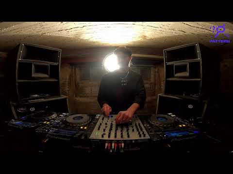 PATTERN: Dhia - 01.08.22 - 6 P.M