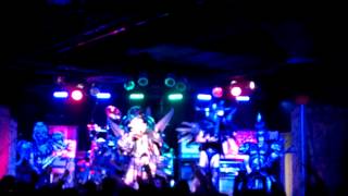 GWAR - Black and Huge