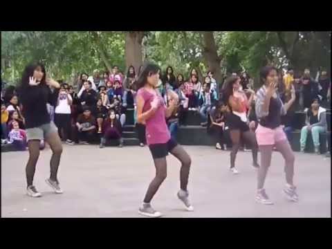 Girl's Day - Twinkle Twinkle + Expectation (Overwhelm)