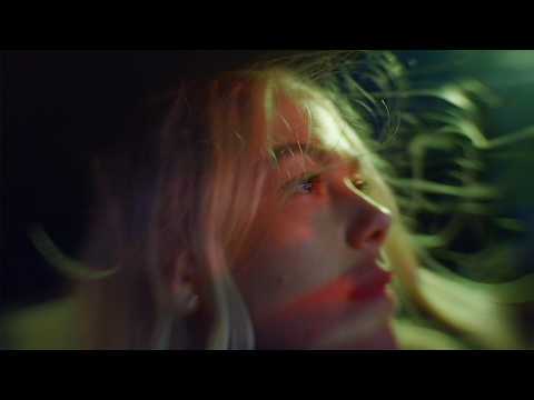 Phoebe Bridgers - I Can't Wait (Official Video)