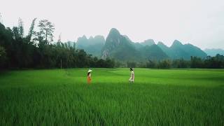 Download lagu Sad Music (Emotional Love Theme) mp3