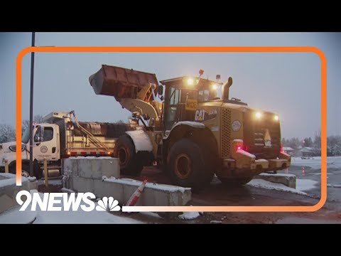 Snow removal crews in Aurora prep for long night as snowfall leads to slick roads