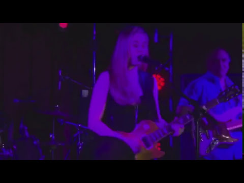 Joanne Shaw Taylor - Soul Station live at "The Borderline" in London (2013)