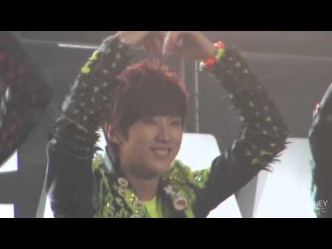 120512 Dream concert - cute and lovely jinyoung