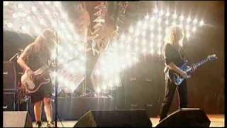 Saxon - The Eagle Has Landed (live at wacken)