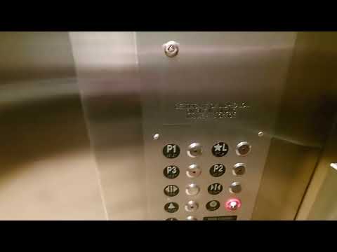 1980 Otis Elevator @ Holiday Inn Car Park in L'Enfant