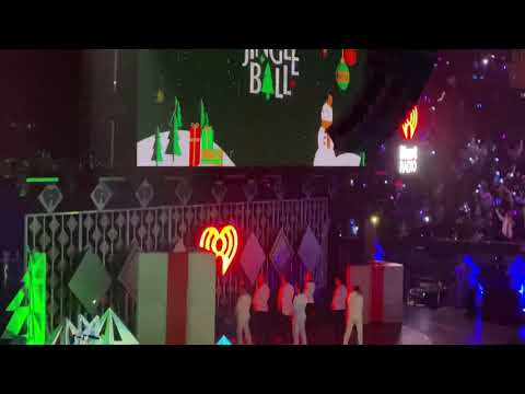 Mic Drop - BTS - 102.7 KIISFM Jingle Ball