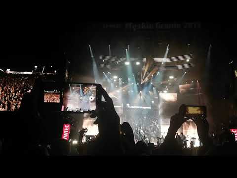 Długość dźwięku samotności - męskie granie Igo Daria Zawiałow