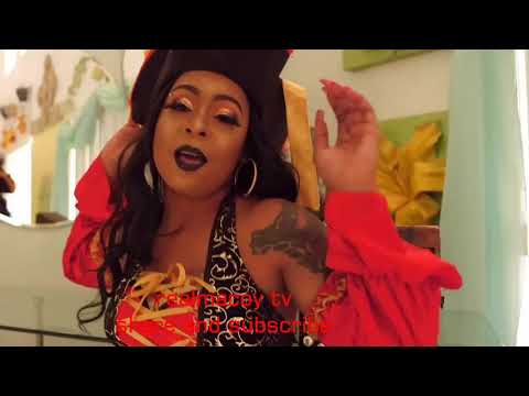 lisa hyper new song "treasure" review.