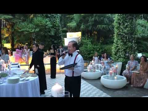 Singing Waiter For Weddings in Tuscany Italy - Live Tenor