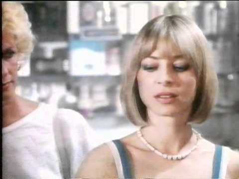 80s Advert: Barclaycard