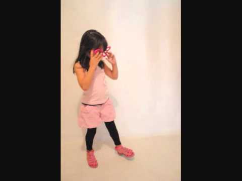 MODELO INFANTIL LAURINHA TERENCIO