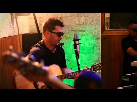 Heleno Brentano . PLEASE DON'T GO - Harry Wayne Casey