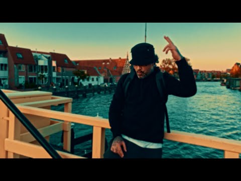 Panthera Tunga - Maan licht (official music video)