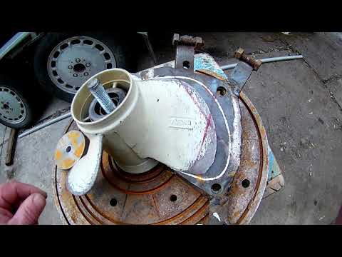 Ремонт гребного винта (Repair of screw-propeller)