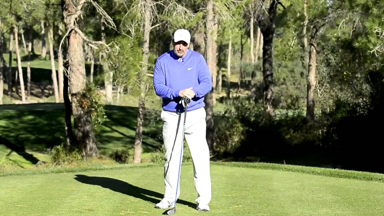 How to hit the golf ball further - YouTube