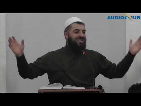 E dua Allahun, por Namazin nuk e falë - Hoxhë Enes Goga