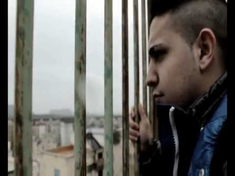 Davide Siani - Miezz E' Strade ( Video Ufficiale Febbraio 2013 )