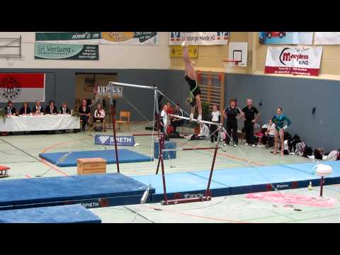 Pauline Schäfer DJM 2012 Gerätefinale Stufenbarren
