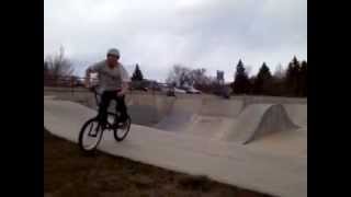 preview picture of video 'St. Anthony, Idaho  Skate Park 2013 part 2'