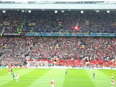 manchester United vs F.C Schalke and away fans going sick with Flares after scoring 04.05.2011