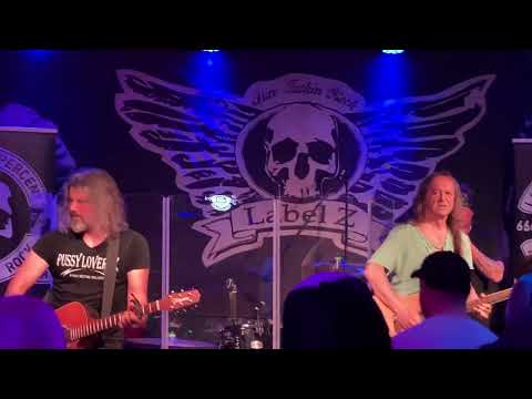 Label Z: mama, i‘m coming home (Ozzy Osbourne Cover)