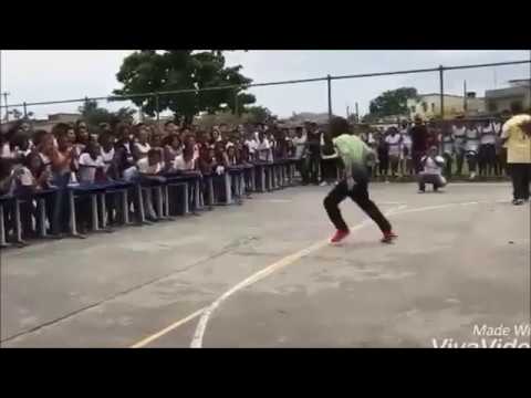 Mc Windson - Passinho Descontrolado (Dj Caniball o mago)