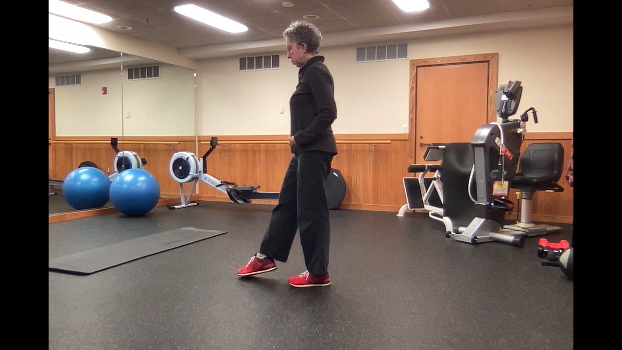 Single Leg Toe Taps: The Quick & Effective Balance Exercise (At Home or Gym!) || Andrea Lepcio - YouTube