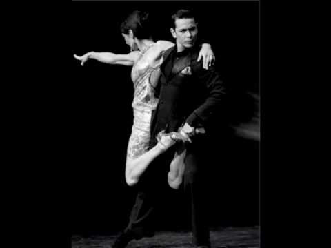 Earth-Wheel-Sky Band / Gypsy Tango