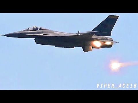 2023 USAF F-16 Viper Demo With Flares!! Wings Over South Texas (Corpus Christi) - Day 2