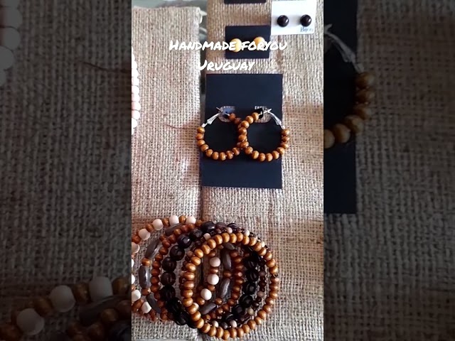 Vídeo relacionado con Yuqilin 12 Piezas Estilo Bohemio Pulseras Doradas Pulseras Brillantes Apilables Joyería India para Mujeres y Niñas Pulseras en Capas Étnicas Textura Brillante Boda Traje de Joyería(Plata)