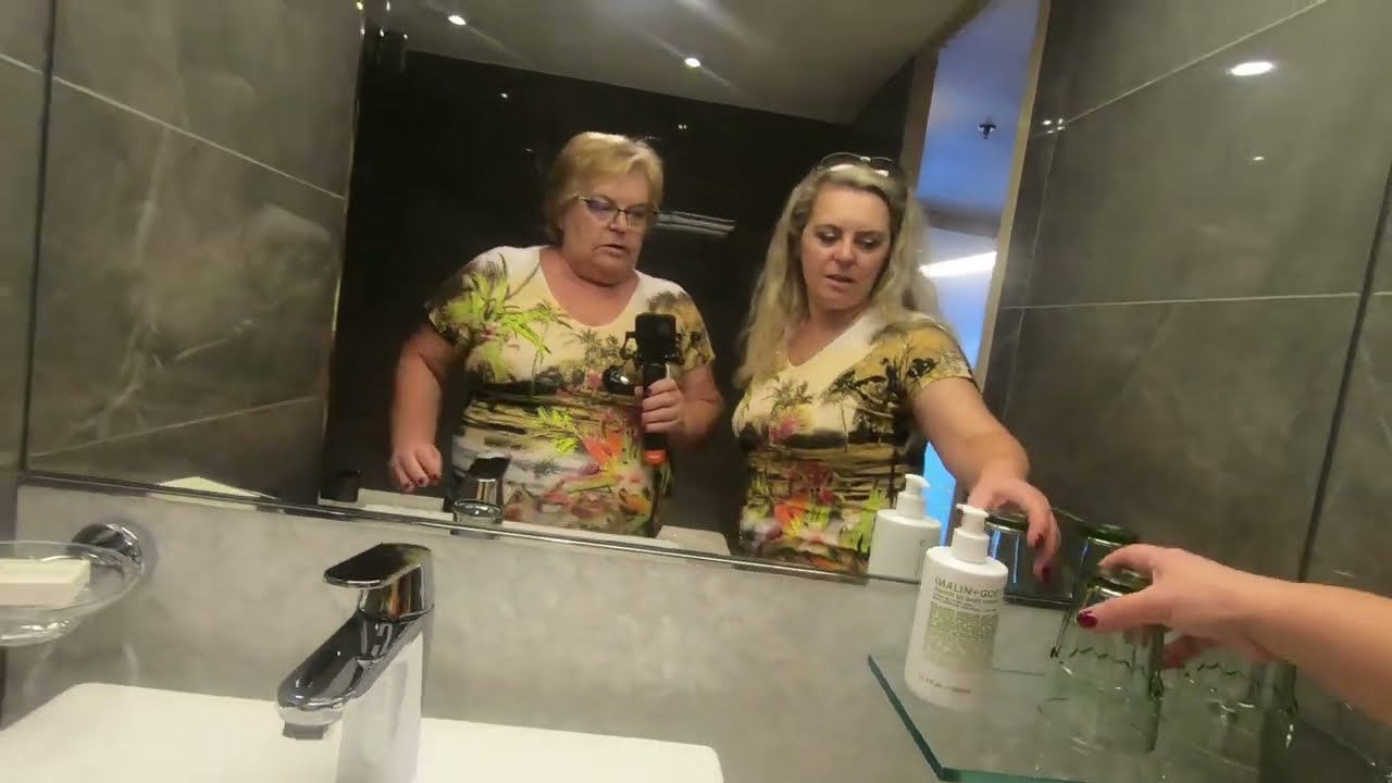 Harmony of the Seas - Cabin 1728 - Video 7