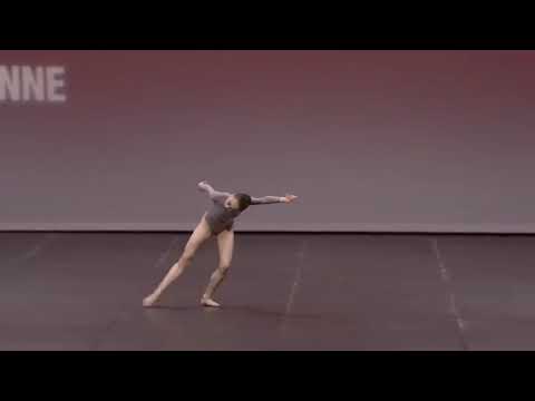 “The amazing Hang Yu in Prix de Lausanne 2016 😻🙌🏽 ~ @kenzieethomas  #hangyu #prixdelausanne #bal