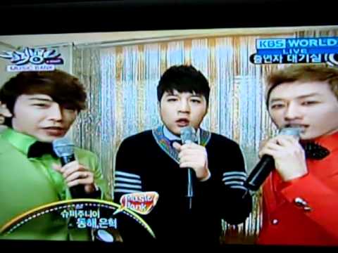 [111216] SJ Donghae, Eunhyuk & Shindong at Backstage