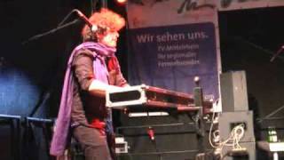 LOWTUS - Too Too Too