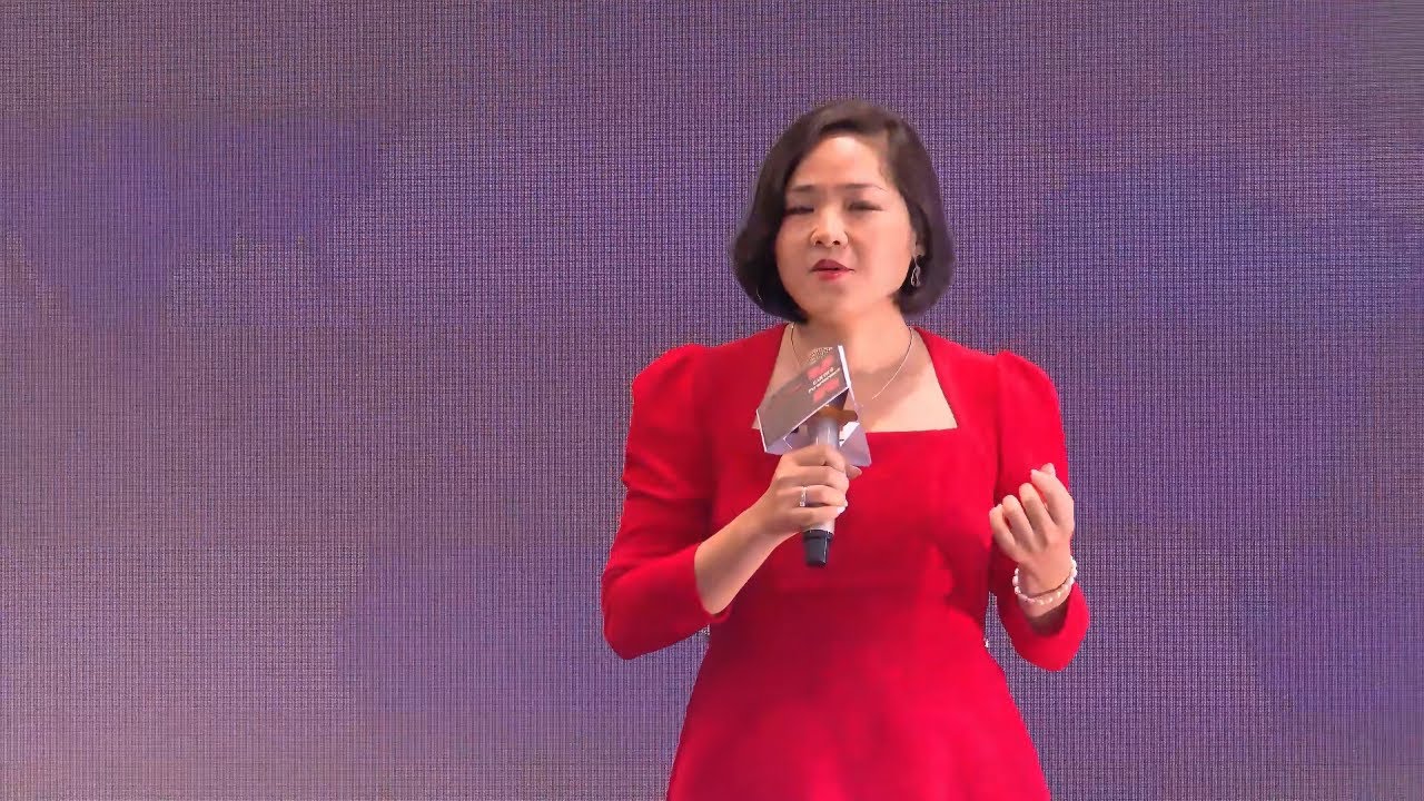 How to Have the Best Meal of Your Life | Helen Lê | TEDxGreenwichUniversityDanang