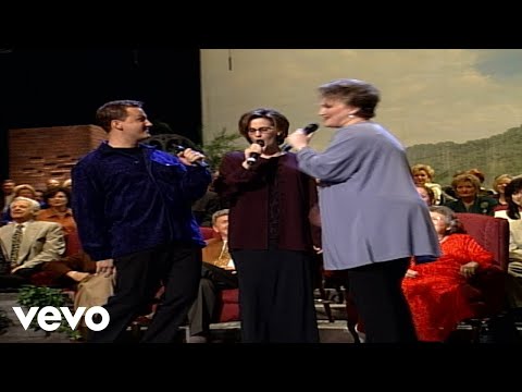 Bill & Gloria Gaither - Don't Wanna Miss a Thing [Live] ft. The Martins