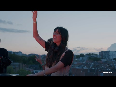 TUESDAY tv - CHLOÉ CAILLET