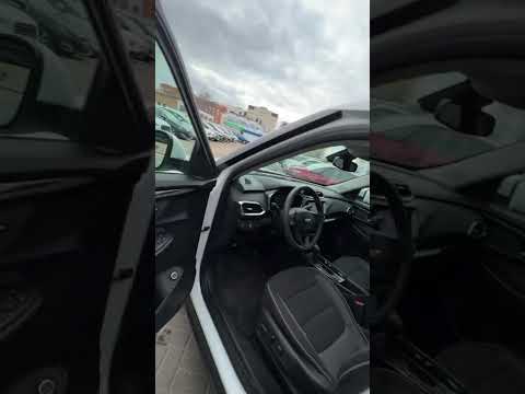 фото chevrolet trailblazer ii 0