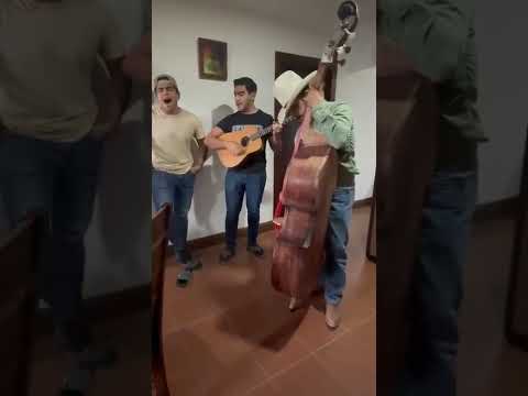 Joss Favela ft Vena De Rey 🎵🎼