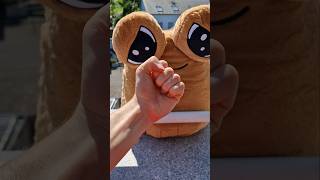 Download lagu Pou fell of the roof 😂🤕 #pou #plushie #plushtoy mp3