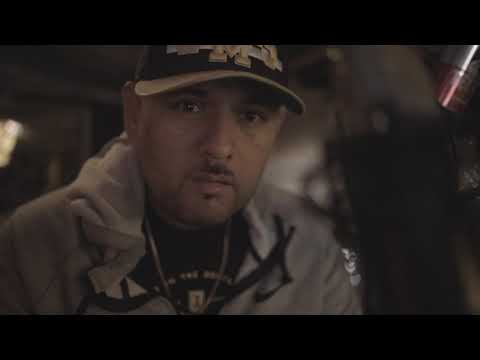 BIGGS- Fumarme Un Blunt (Official Music Video) ** BONUS FREESTYLE AT 2:45 **