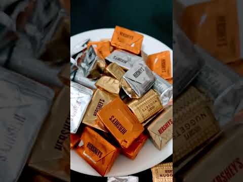 HERSHEY’S NUGGETS | SATISFYING VIDEO | #shorts #satisfying #asmr #food