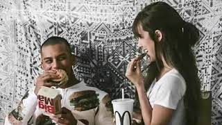 Download lagu Status wa romantis mp3