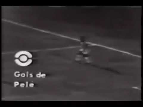 Pelé Edson (Santos) - 10/10/1968 - Santos 9x2 Bahia - 3 gols