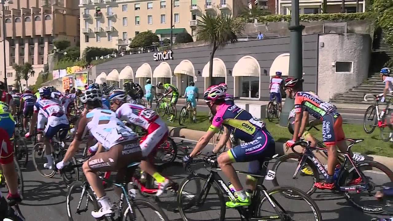 Giro d'Italia 2015: stage 2 race highlights - YouTube